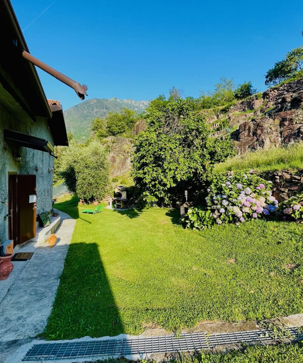 Giardino Spazio esterno alla casa