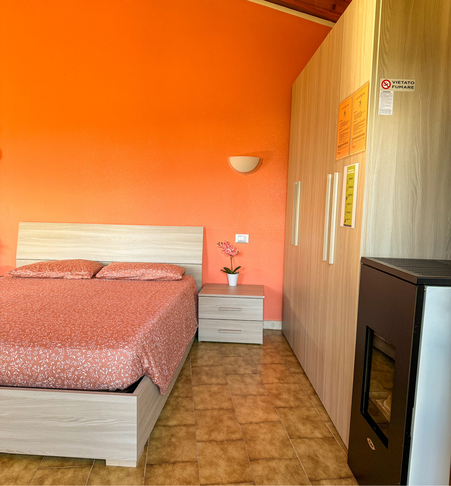 Scorcio interno della casa su stufa
